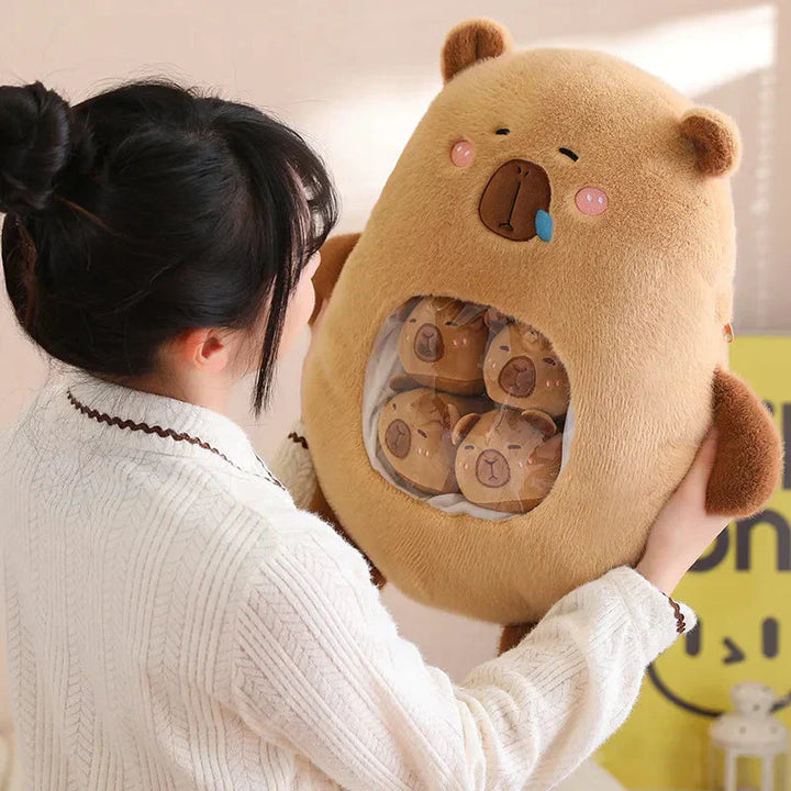 Skanto | Kawaii Capybara Godteri Bag Plushie