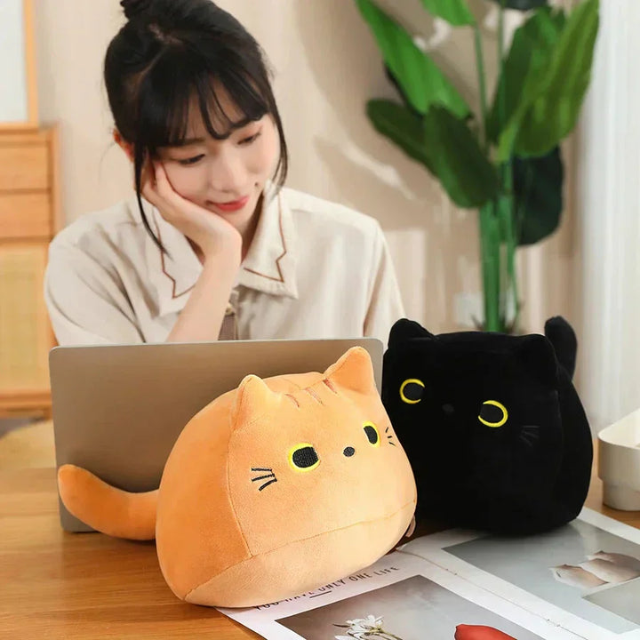 Skanto | Kawaii Chunky Katt Plushies med Kattunger