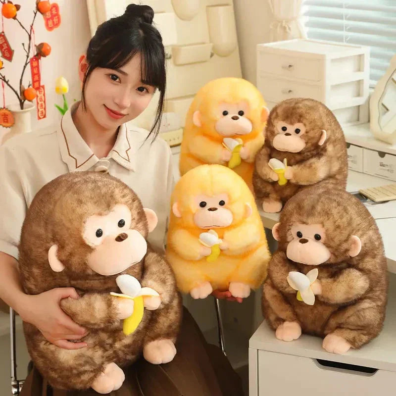 Skanto | Kawaii Gul Brun Chunky Ape Med Banan Plushie