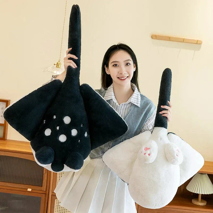 Skanto | Mellow the Kawaii Manta Ray Plushie