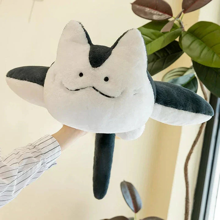 Skanto | Mellow the Kawaii Manta Ray Plushie