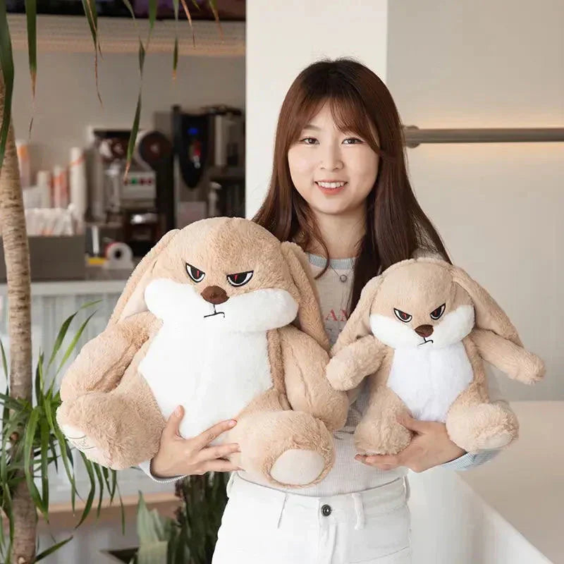 Skanto | Spike den rasende beige fluffy kanin Plush figur