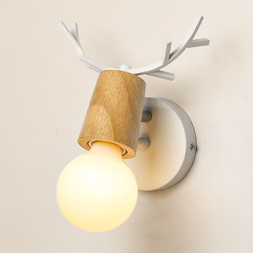 Deer Antler Vegglampe i Nordisk Stil Design | Skanto