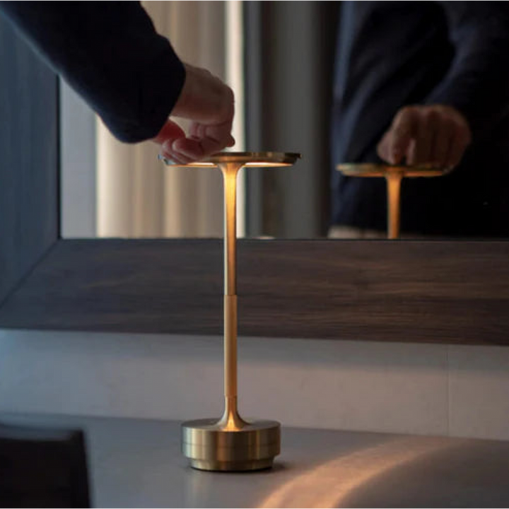 Skanto | ClarityGlow Luxe Edition | Trådløs LED Bordlampe