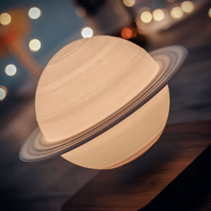 Skanto | SaturnGlow – Flytende Designlampe med 3D Utskrift Teknologi