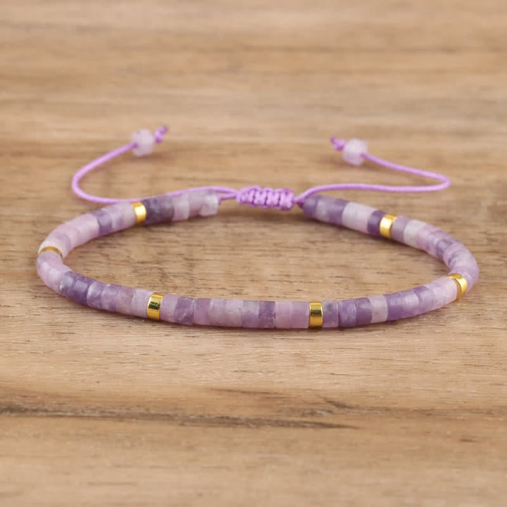Skanto | Flettet armbånd med 2,4 mm naturstein ruller – Seraphina