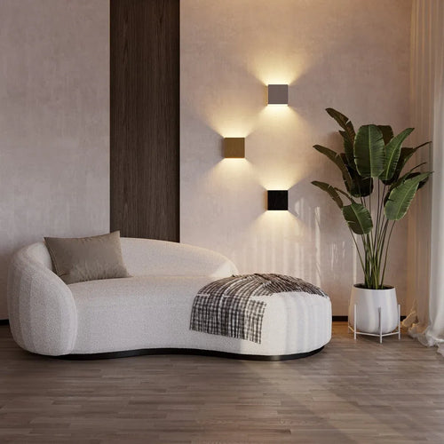 Skanto | ElegantBeam – Minimalist Vegglampe for Sofistikert Belysning