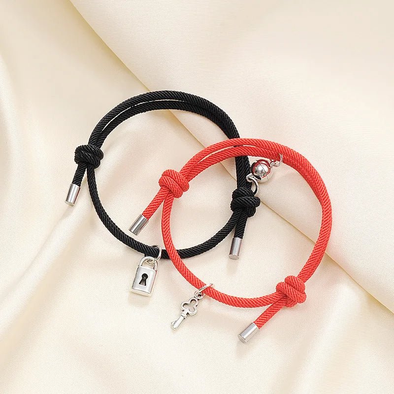 Skanto | Lås og Nøkkel Magnetisk Tau Armbånd Sett