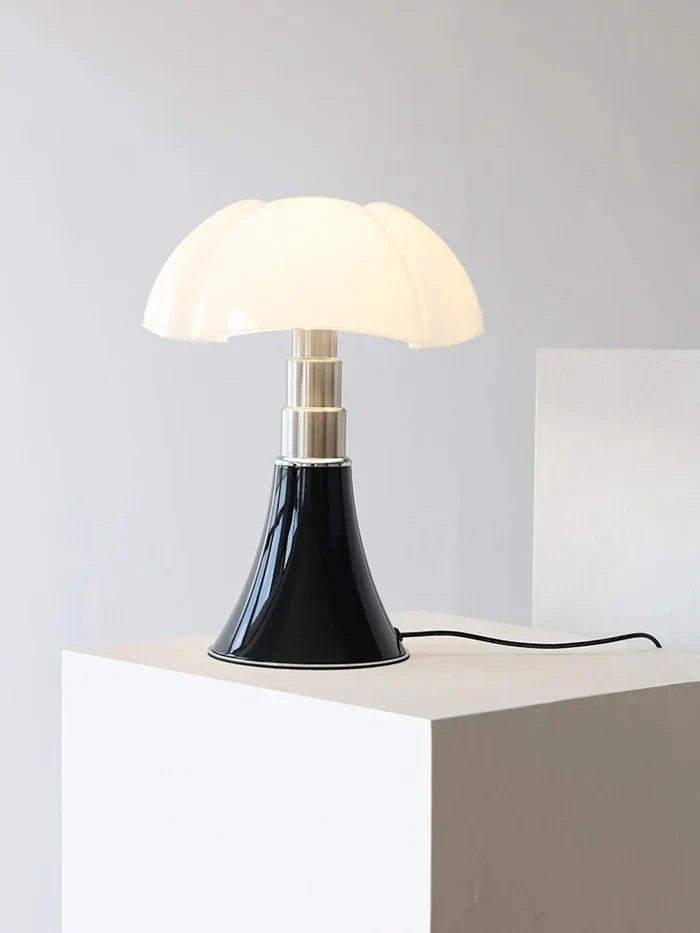 Skanto | FloraLuxe Designer Floral Bordlampe | Stilfull Belysning for Ethvert Rom