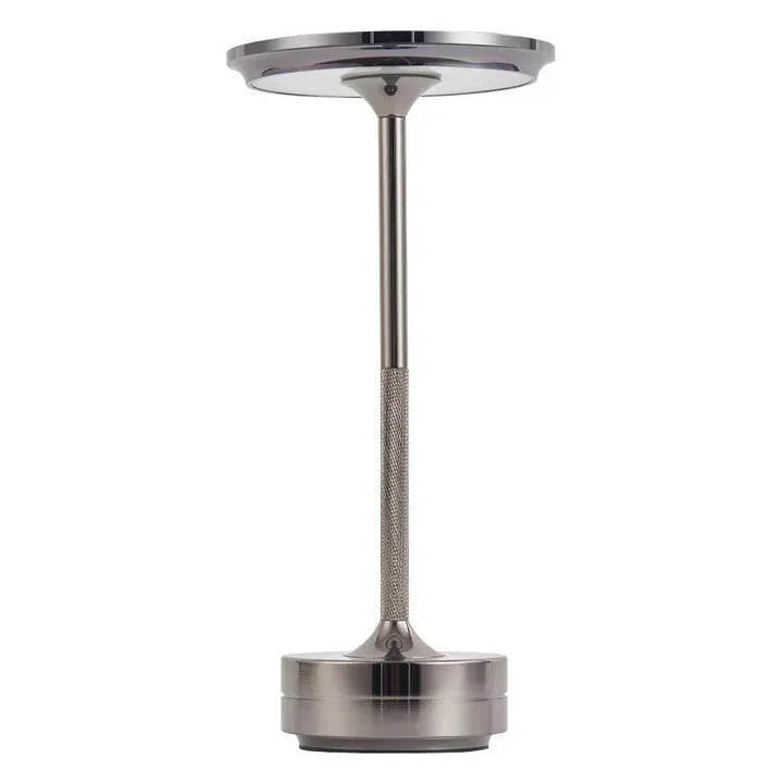 Skanto | Stilig lampe som du kan lade trådløst!