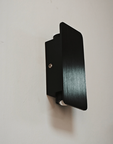 Skanto | LUMINA SLIM – Minimalist LED Vegglampe for Moderne Interiør