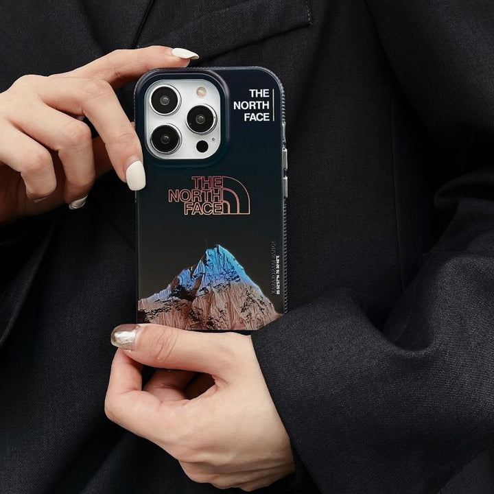 Skanto | Galvanic Letters Snøfjellet Telefonetui For iPhone