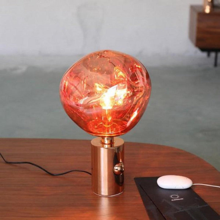 Meltique Lampe - Den Avant-Garde Belysningen for Ditt Rom | Skanto