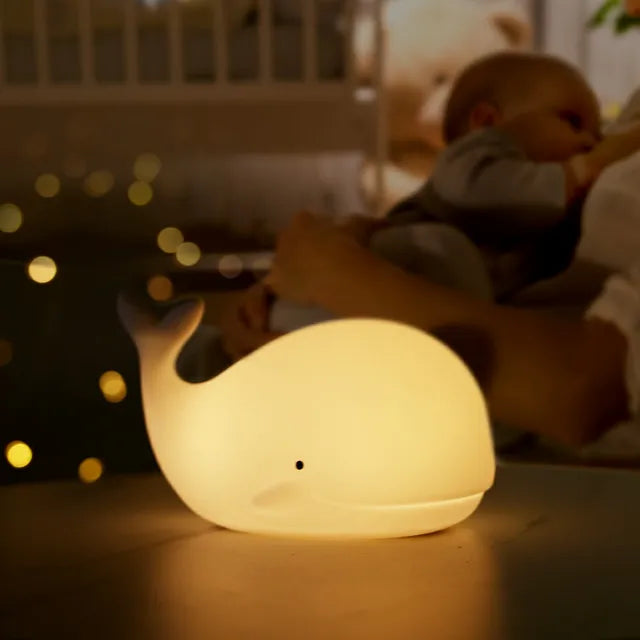 Skanto | Magisk Belyst Hval Nattlampe – Luma | Mykt Lys for Barn