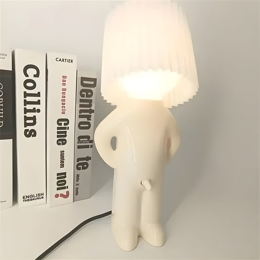 Skanto | Sassy Boy Creative Table Lamp – Unik belysning for soverom og stue