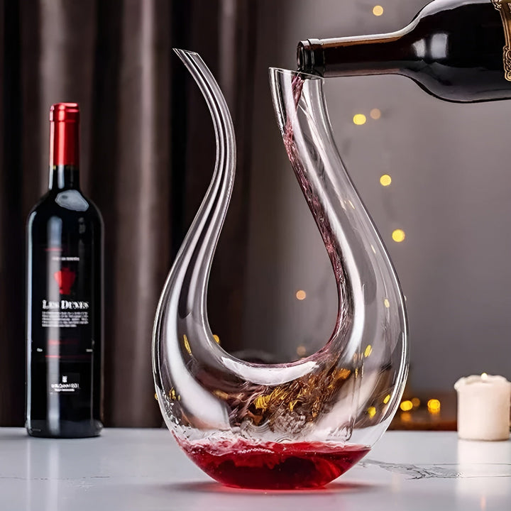 Vinkaraffel med perlator – Håndbrygget og stilig – 1500 ml for bar og hjem – Blyfritt glass