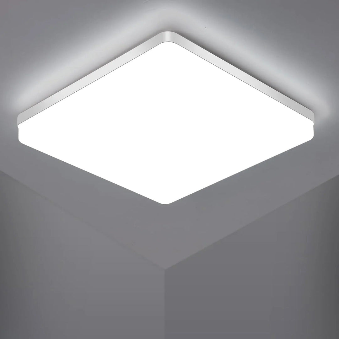 Firkantet LED-taklampe – Jevnt, behagelig lys | Passer for stuer og bad