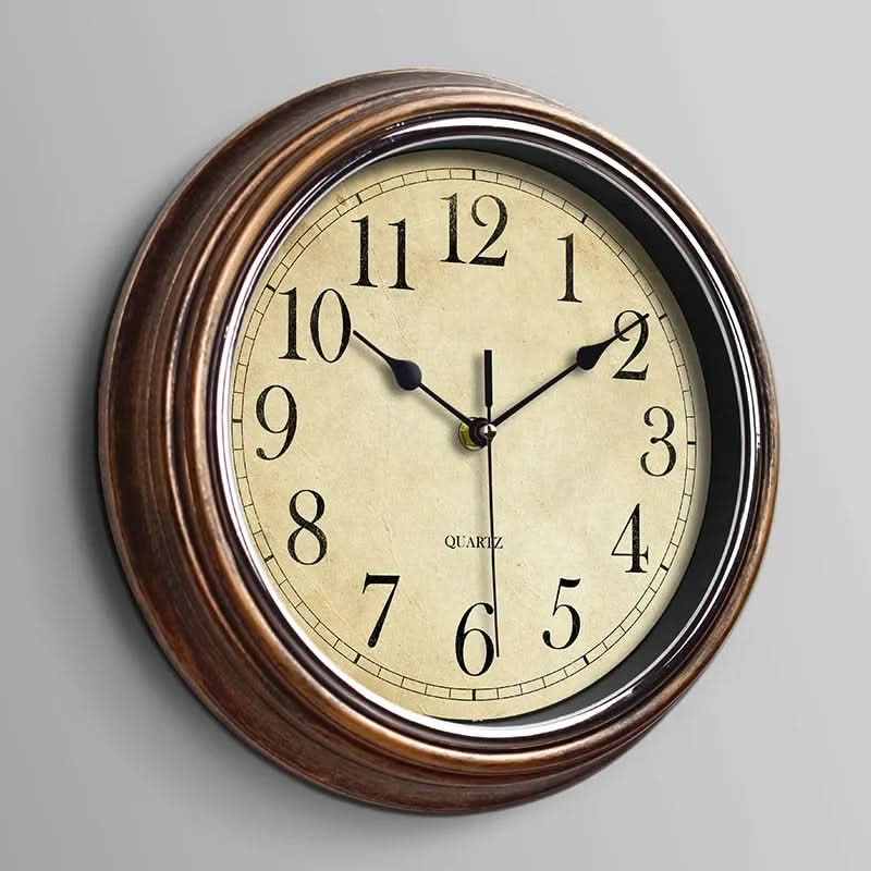 Klassisk, egnet Wanduhr for Zuhause eller Büro