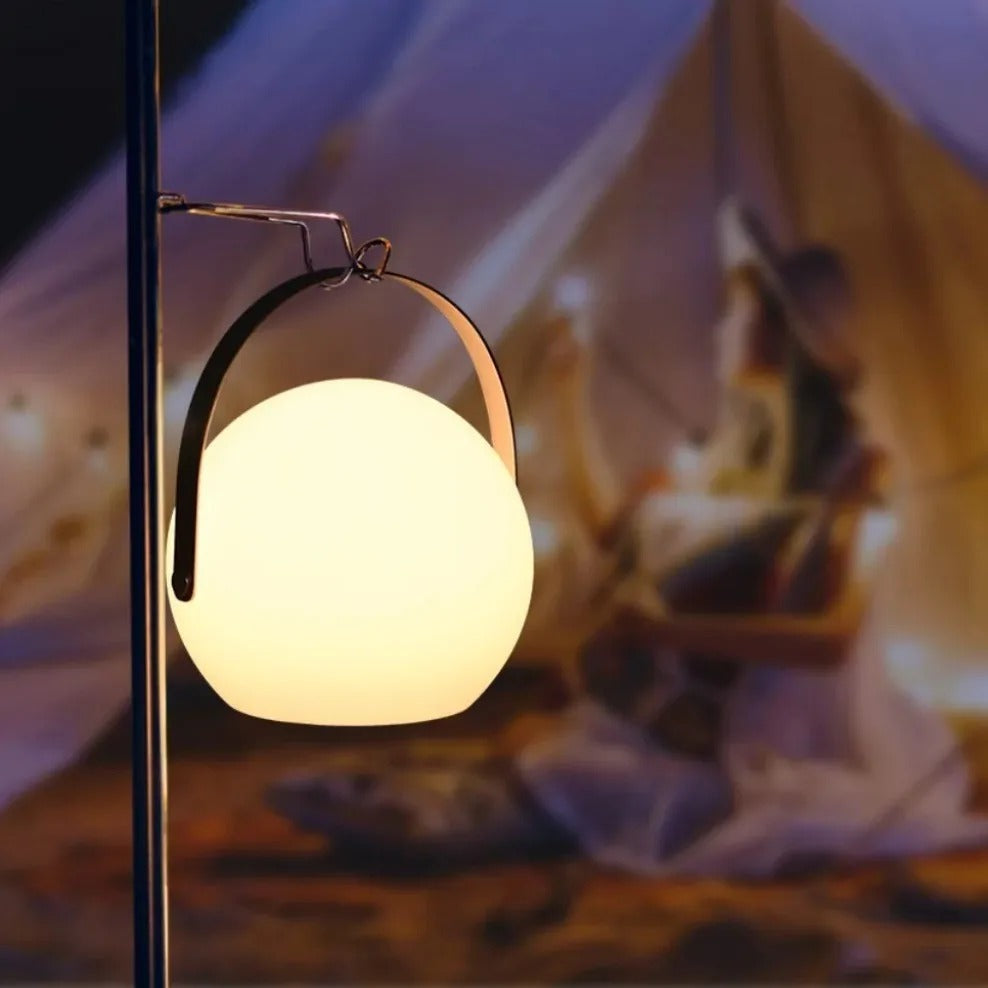Skanto | LuminaFusion Lampe – Bærbar Vanntett Trådløs Bordlampe med Fjernkontroll