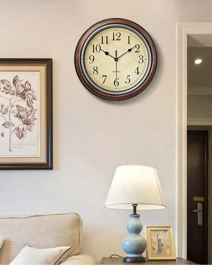 Klassisk, egnet Wanduhr for Zuhause eller Büro
