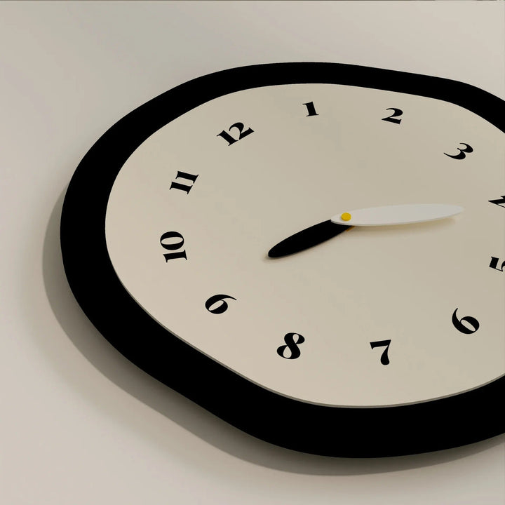 Skandinavisk Veggur Minimalistisk Stille Design | Skanto