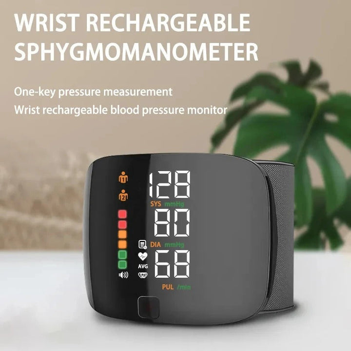 Skanto | Håndledd Blodtrykksmåler – Elektronisk Bærbar Sphygmomanometer med Stemmevarsler