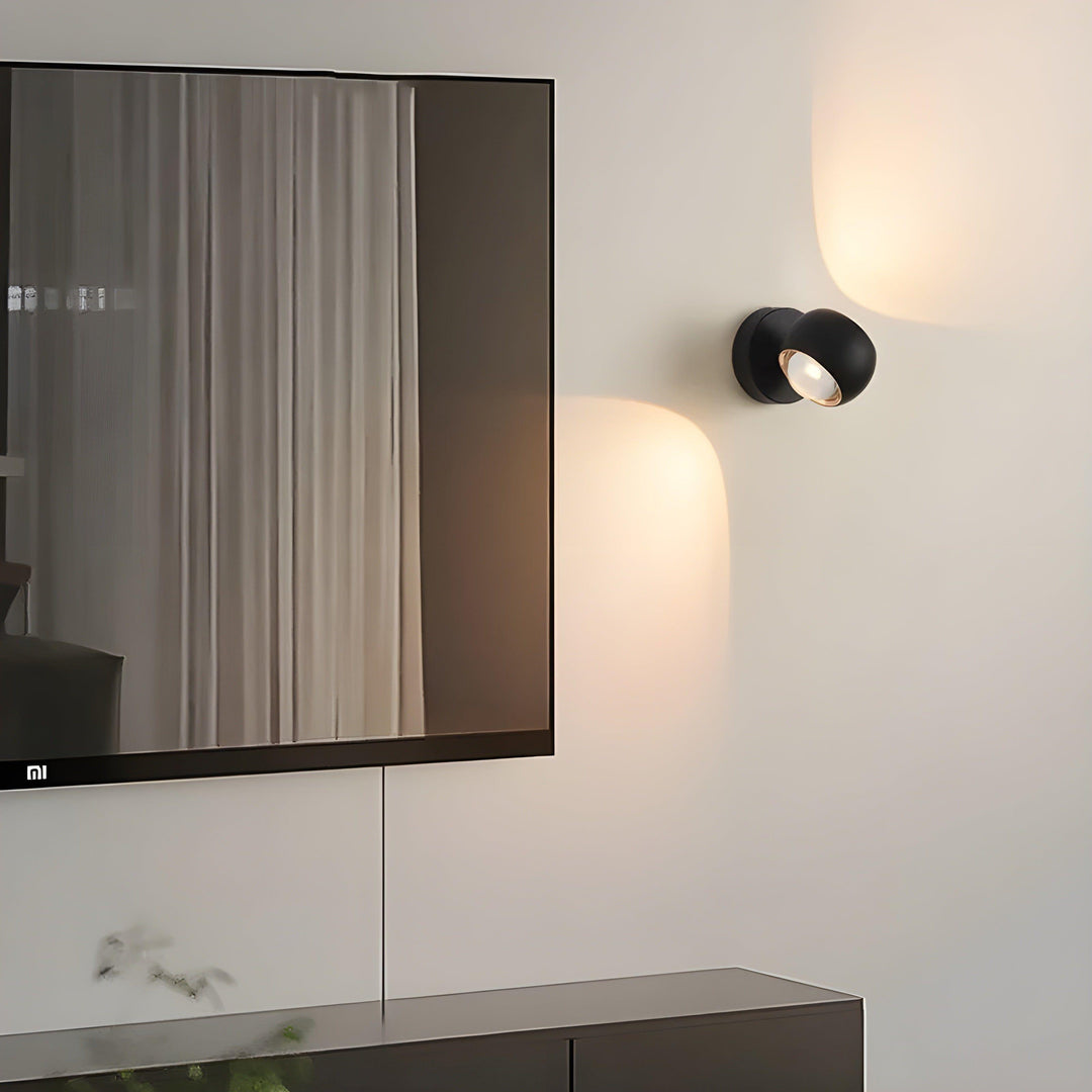Skanto | Lys - Moderne svingbar innevegglampe