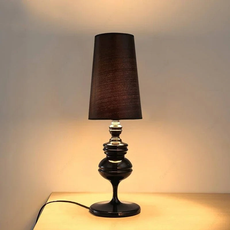 Skanto | Moderne Skandinavisk LED Bordlampe