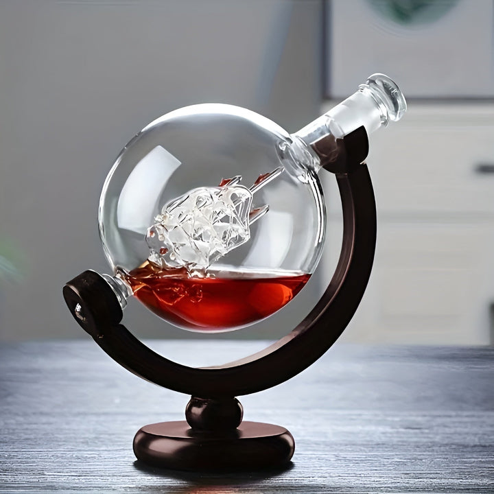 Kuleformet whiskykaraffelsett – blyfri karaffel med trestativ | Inkluderer 2 whiskyglass