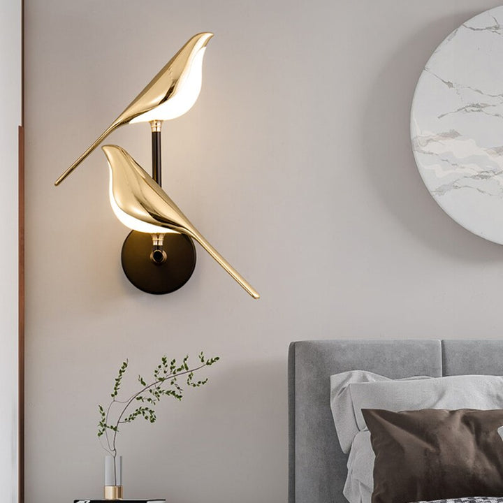 Moderne Fuglevegglampe Gull - Minimalistisk Vegglampe for Dekorativ Belysning | Skanto