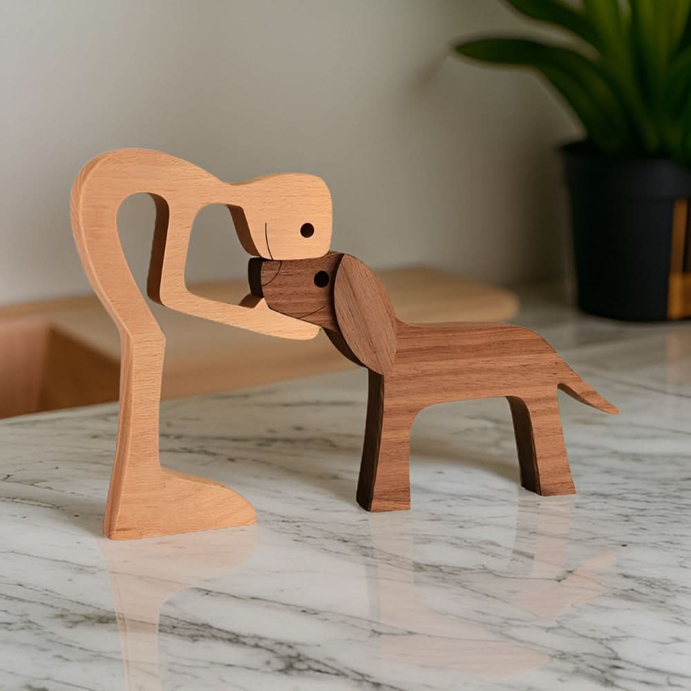 Skanto | Håndlaget Tre Hunder- og Menneskefigur