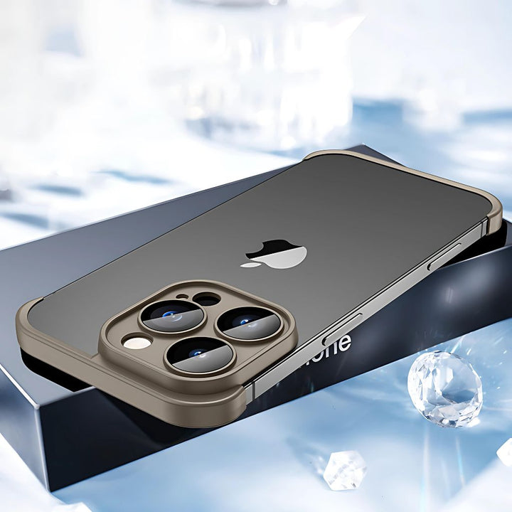 Skanto | ArmorEdge Max – Robust iPhone Beskyttelsesdeksel med hevede kanter
