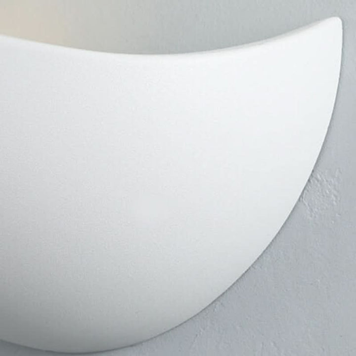 Skanto | Minimalist Halvrund LED Vegglampe – Moderne Innendørs/Utendørs Lampe
