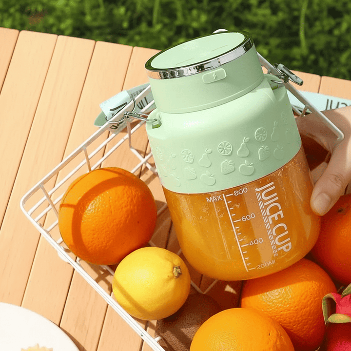 Skanto | MIXLUX – Kompakt Smoothie Blender med Kraftig 10-Bladssystem