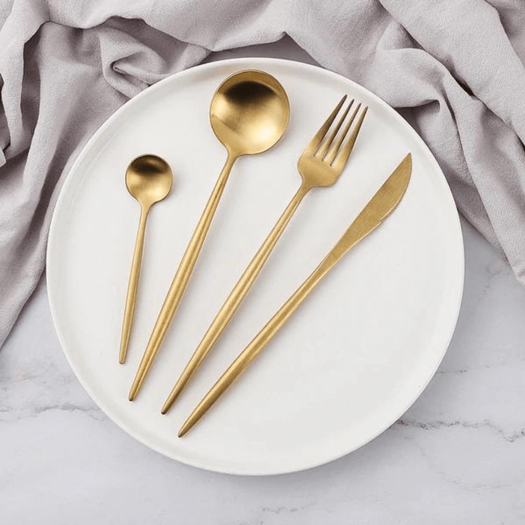 LuxeSet – Luksuriøst Minimalistisk 24-delt Bestikk i Rustfritt Stål | Skanto
