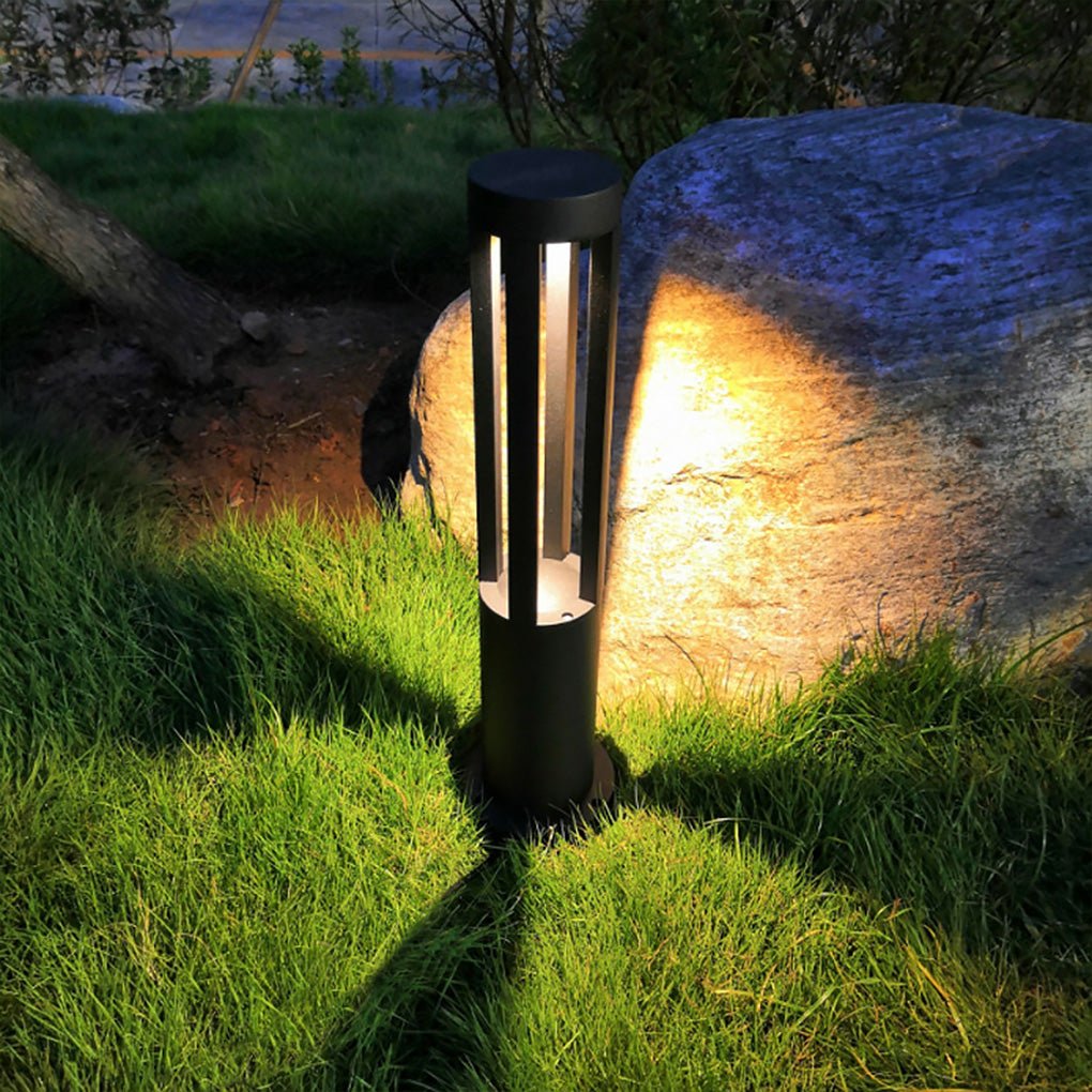 Halo Cutout Bollard Light | Skanto
