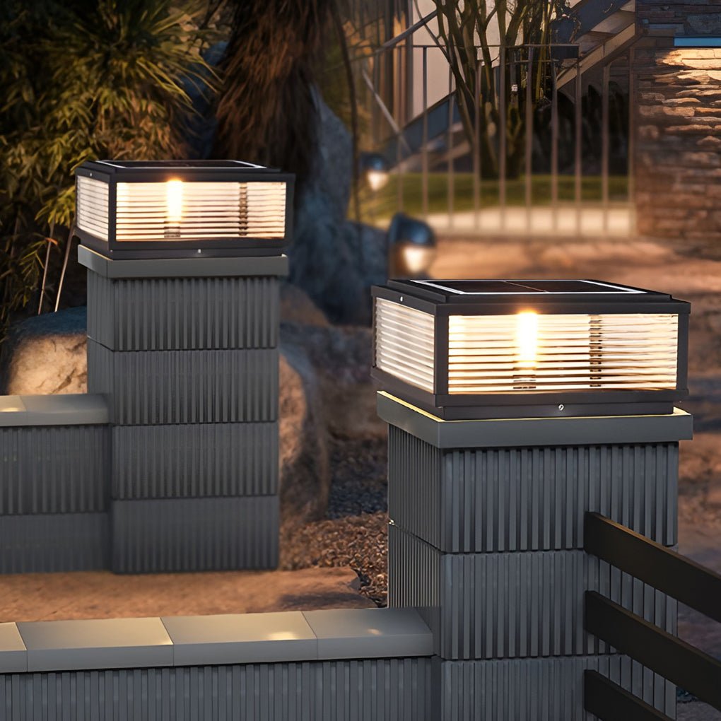 Skanto | Dekorativ postlampe med kvadratisk glasskjerm