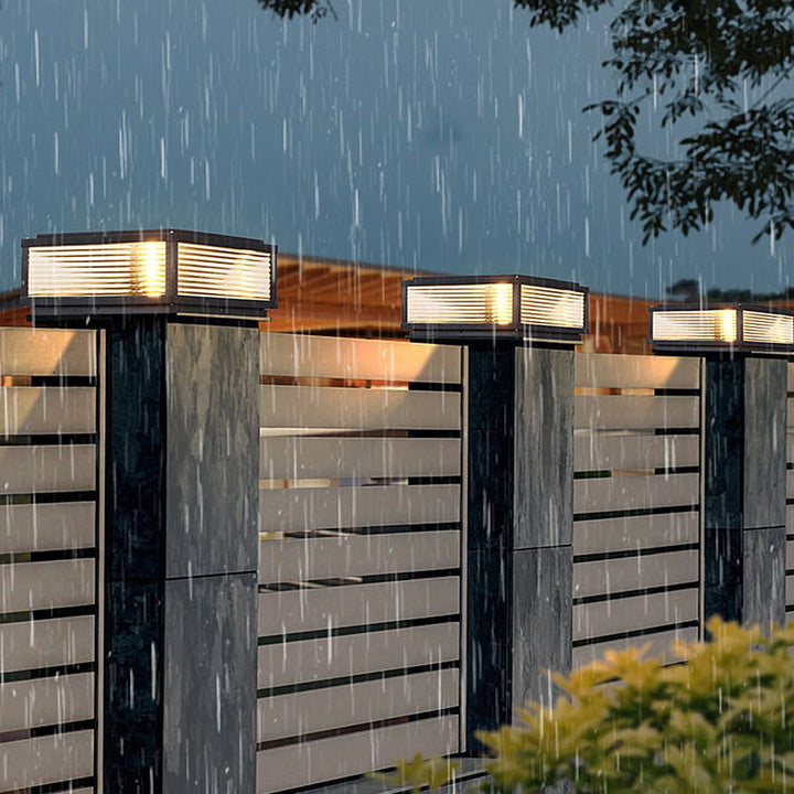 Skanto | Dekorativ postlampe med kvadratisk glasskjerm