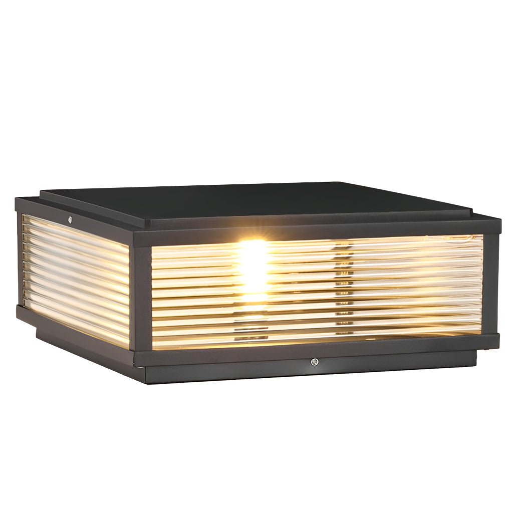 Skanto | Dekorativ postlampe med kvadratisk glasskjerm