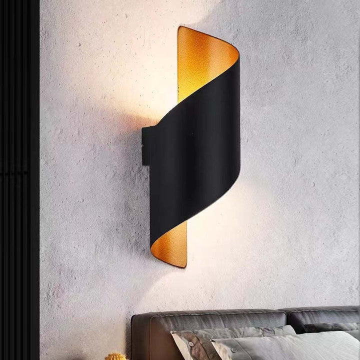 Skanto | Moderne Spiral LED Vegglampe - TwistLight