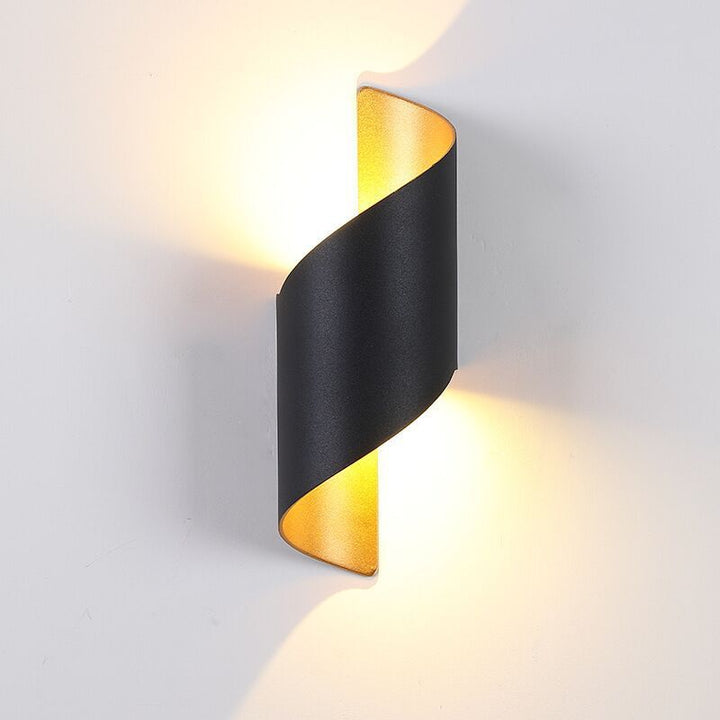 Skanto | Moderne Spiral LED Vegglampe - TwistLight