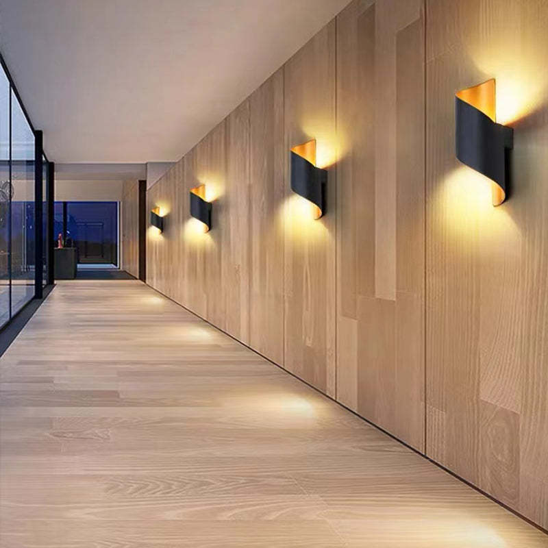 Skanto | Moderne Spiral LED Vegglampe - TwistLight
