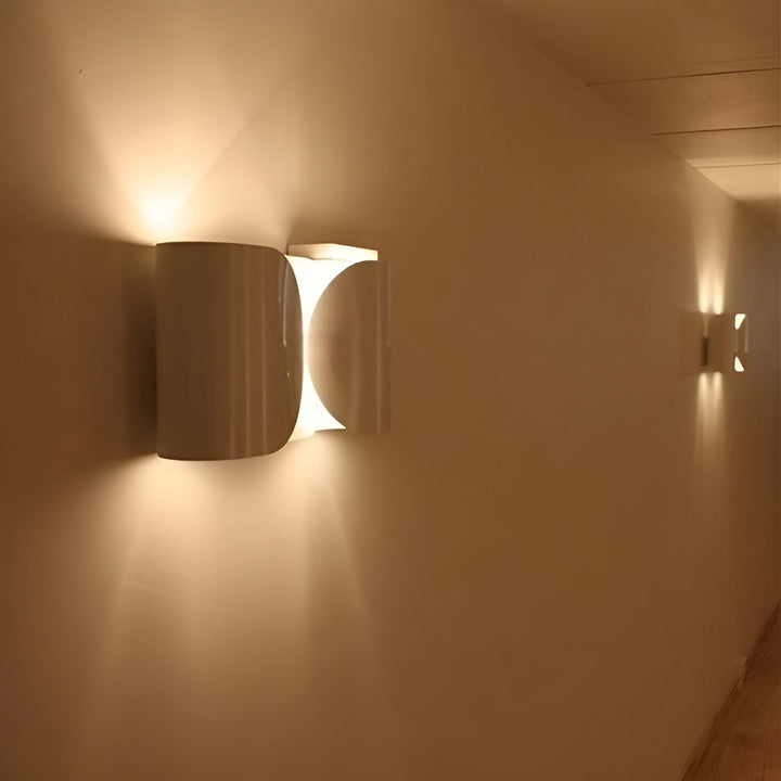 LuminaSquare Vegglampe - Moderne Design og Atmosfærisk Lys | Skanto