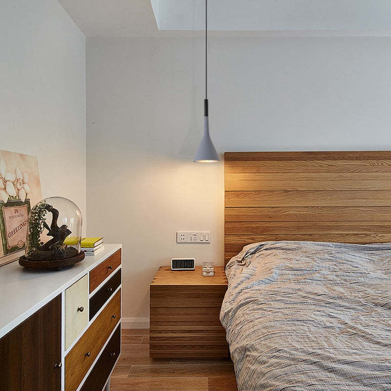 Frendorf | Moderne Triangel Pendellampe - Trionda