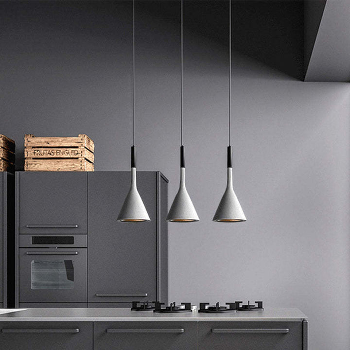 Frendorf | Moderne Triangel Pendellampe - Trionda