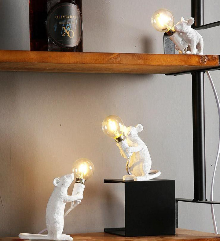Skanto | Muse lampe - Unik og stilfull dekorasjon for hjemmet