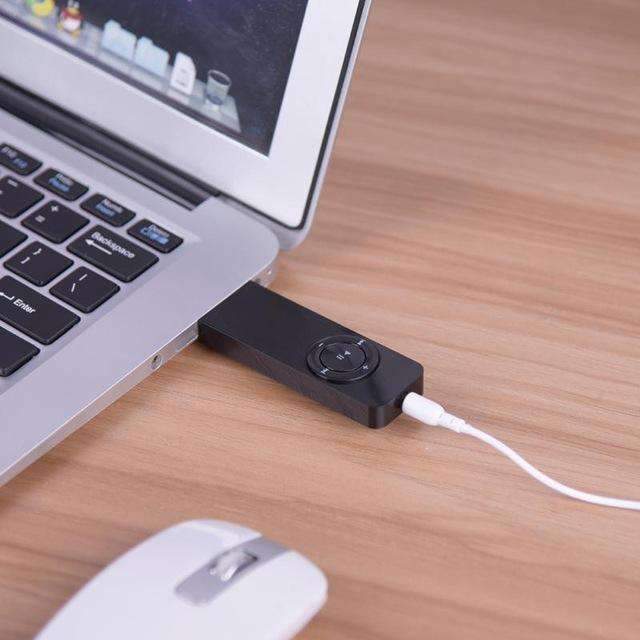 Skanto | MP3 Spiller U Disk Innspiller 8/16GB - Musikk med Tapfri HIFI Lyd