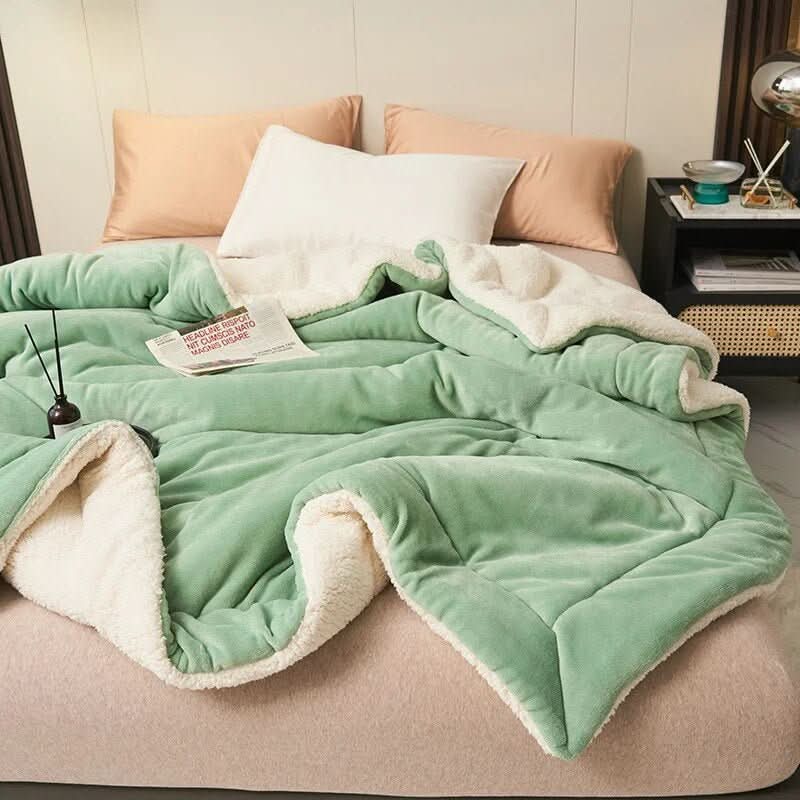 Skanto | Reversibel Sherpa Fleece Teppe for Seng og Sofa