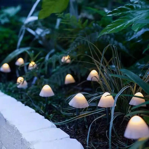 Skanto | MUSHROOM GLOW – Solcelle LED Hagebelysning for en Magisk Utendørs Atmosfære