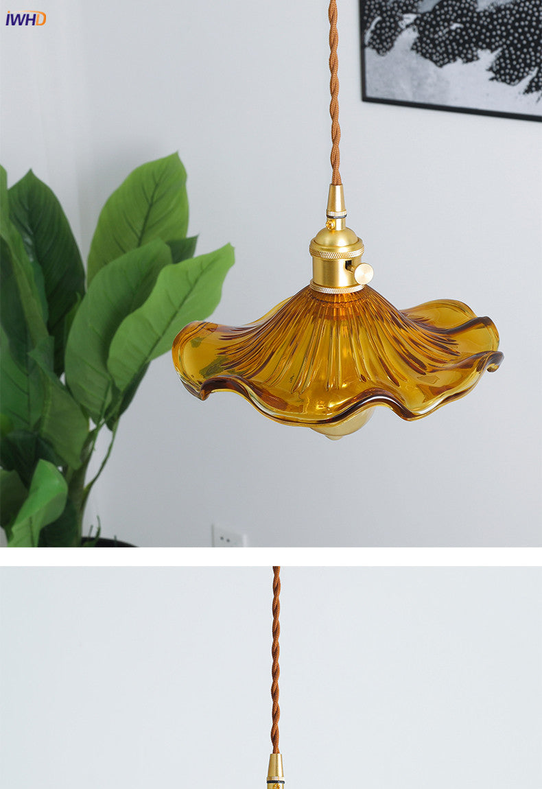 Skanto | NORDISK DESIGN LED HENGENDE LAMPE | FARGET GLASS & KOPPER BELYSNING FOR SOVEROM, STUE & BAR